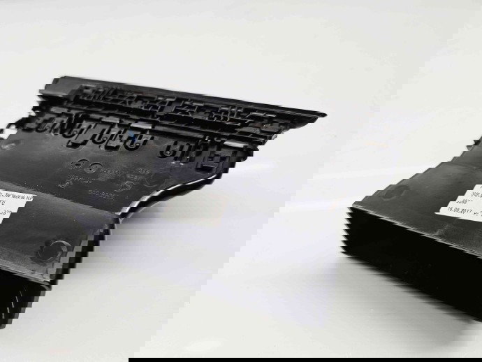  Grila aerisire dreapta Skoda Superb III (3V3) [Fabr 2015-prezent] 3V0819702C