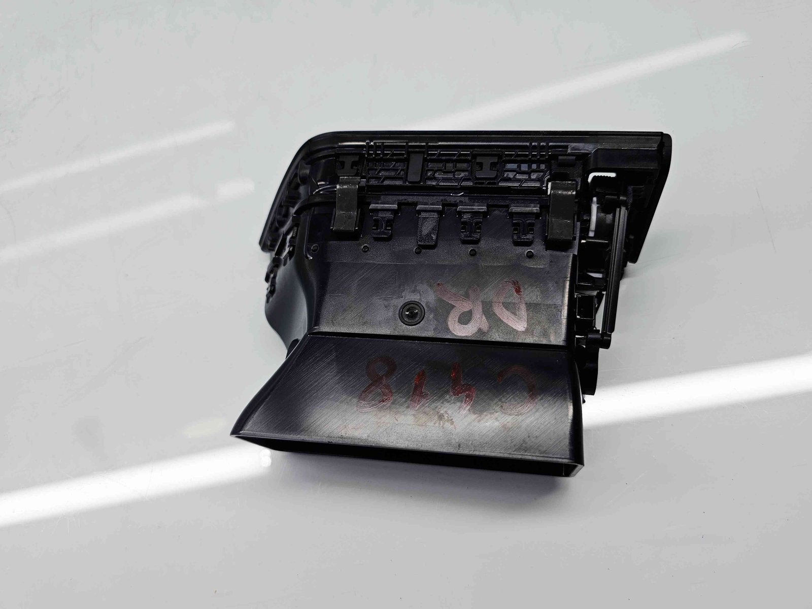 Grila aerisire dreapta Skoda Superb III (3V3) [Fabr 2015-prezent] 3V0819702C - imagine 5