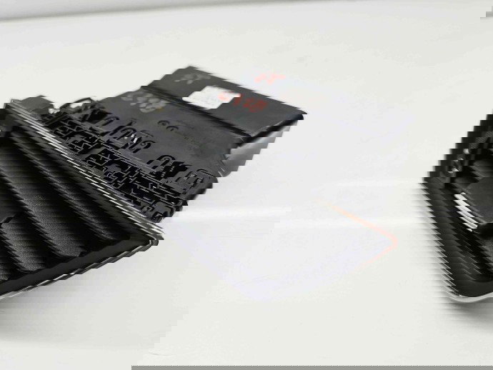  Grila aerisire stanga Skoda Superb III (3V3) [Fabr 2015-prezent] 3V0819701C