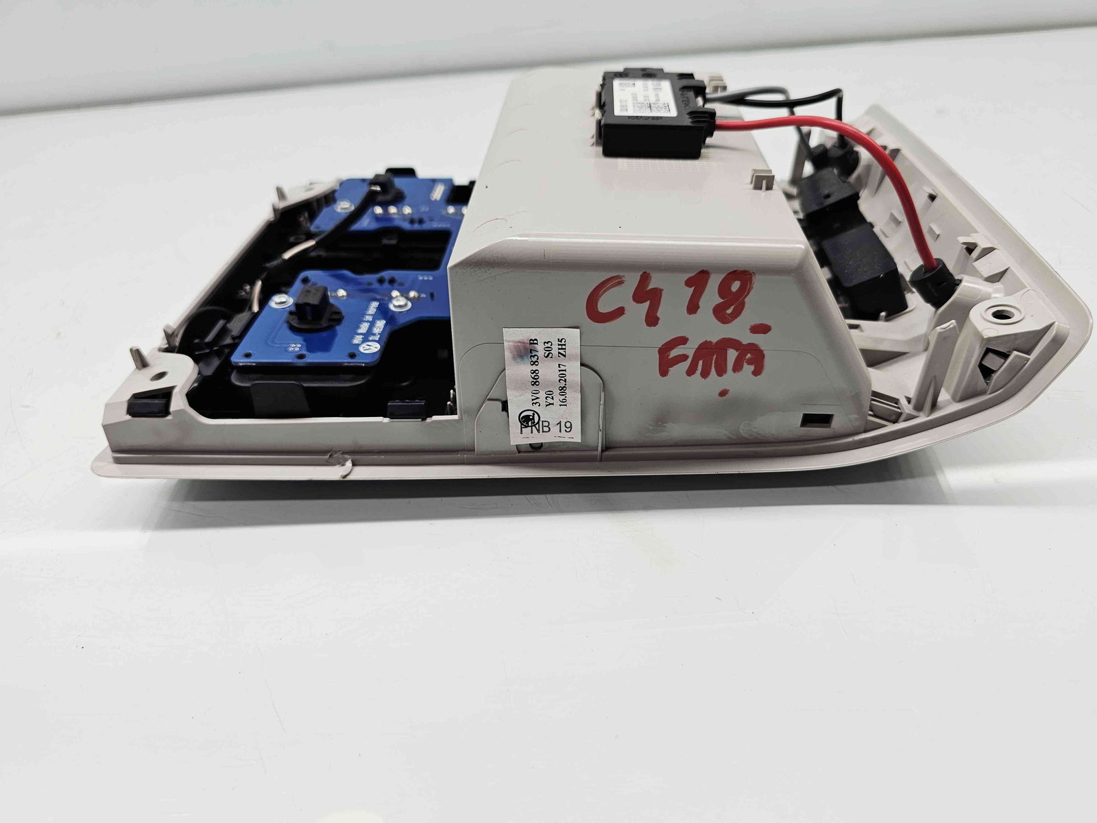 Plafoniera fata Skoda Superb III (3V3) [Fabr 2015-prezent] 3V0868837B - imagine 6