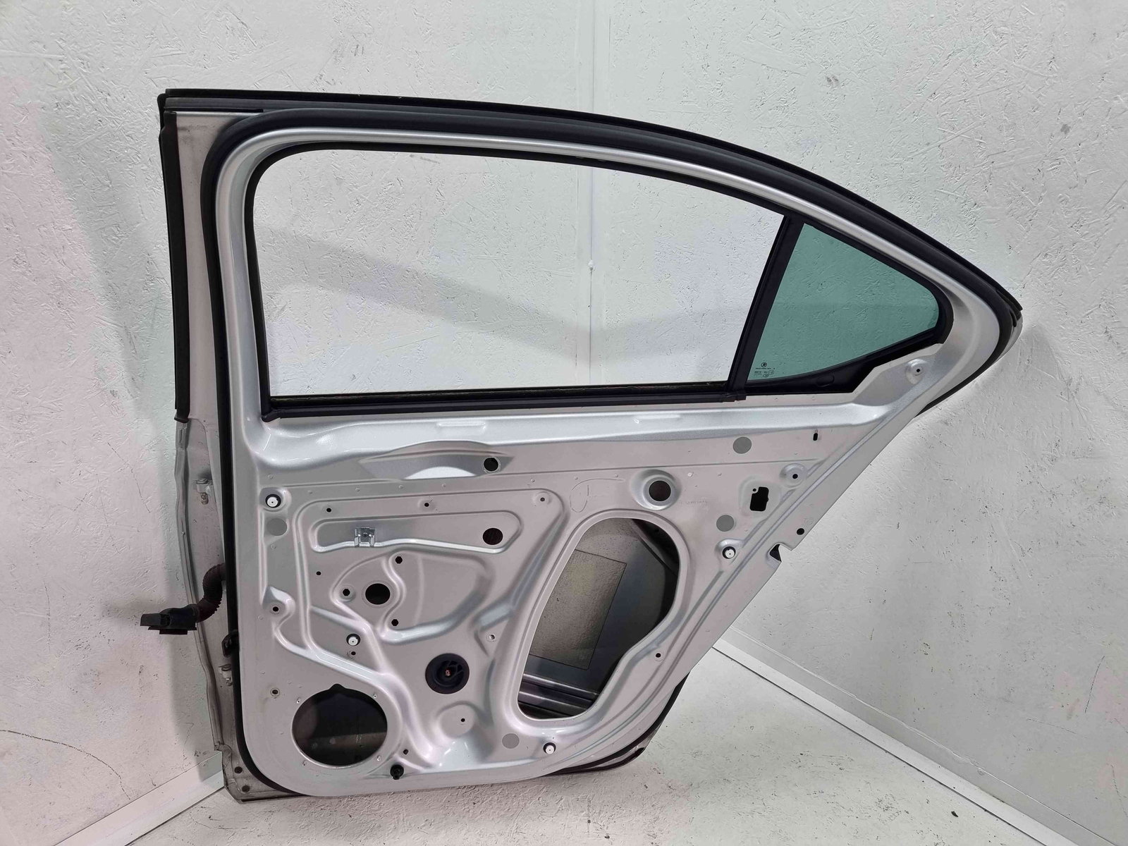 Usa dreapta spate Skoda Superb III (3V3) [Fabr 2015-prezent] LA7W - imagine 6