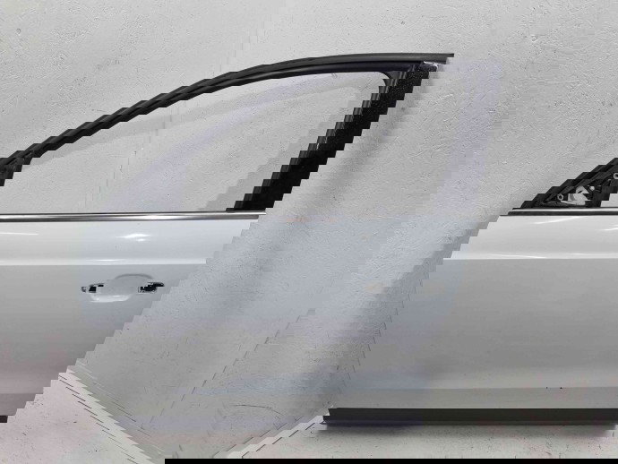 Usa stanga fata Audi Q3 (8UB) [Fabr 2011-2018] LS9R