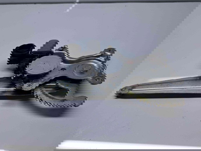 Macara electrica geam stanga spate Toyota Rav 4 III (ACA3, ACE, ALA3, GSA3, ZSA3) [Fabr 2005-2013] Facelift OEM