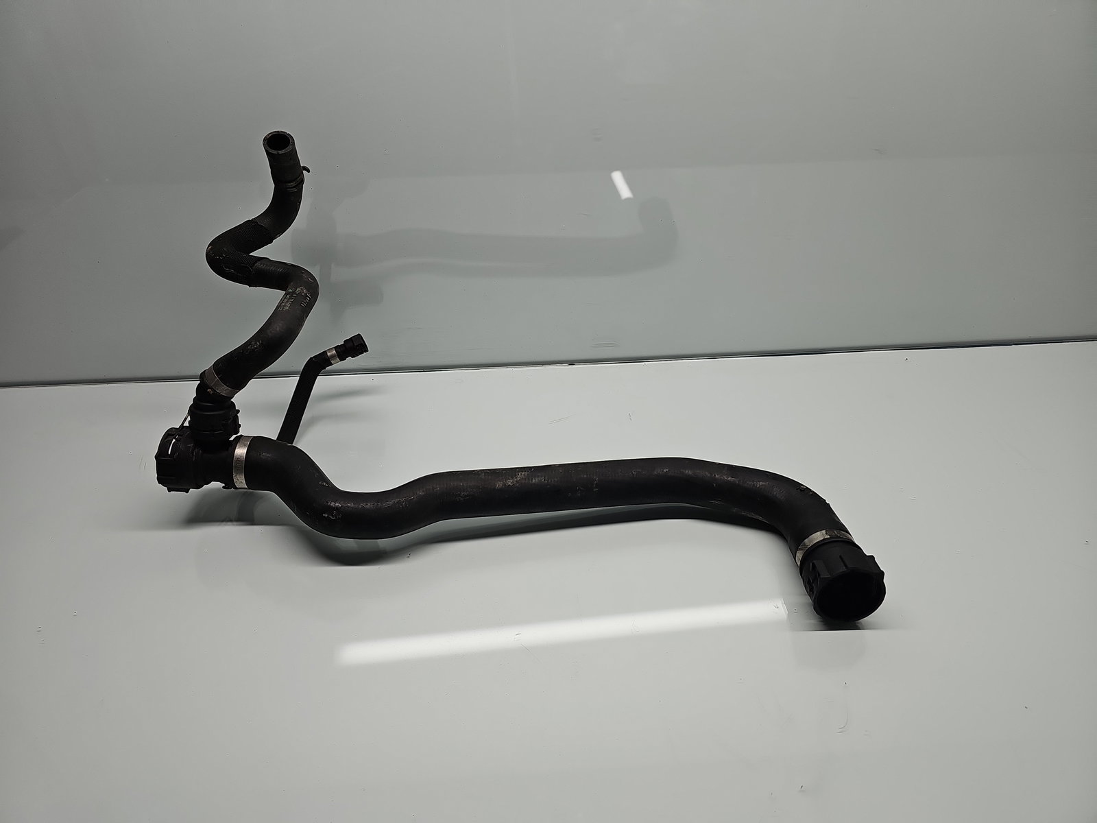 Furtun apa Bmw 5 (F10) [Fabr 2011-2016] 7809818 2.0 N47D20 135KW / 184CP - imagine 1