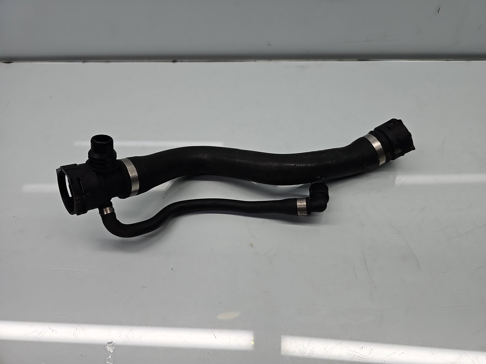 Furtun apa Bmw 1 cabriolet (E88) [Fabr 2008-2013] OEM 2.0 N47D20 130KW / 177CP - imagine 1