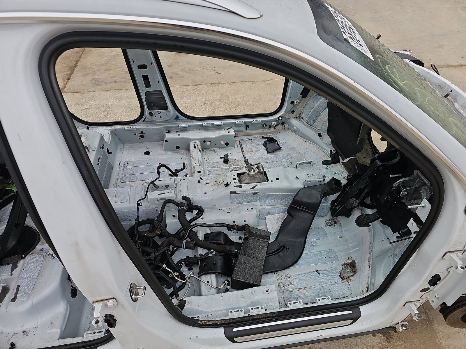 Cheder usa dreapta fata AUDI Q3 (8UB) [Fabr 2011-2018] OEM - imagine 3