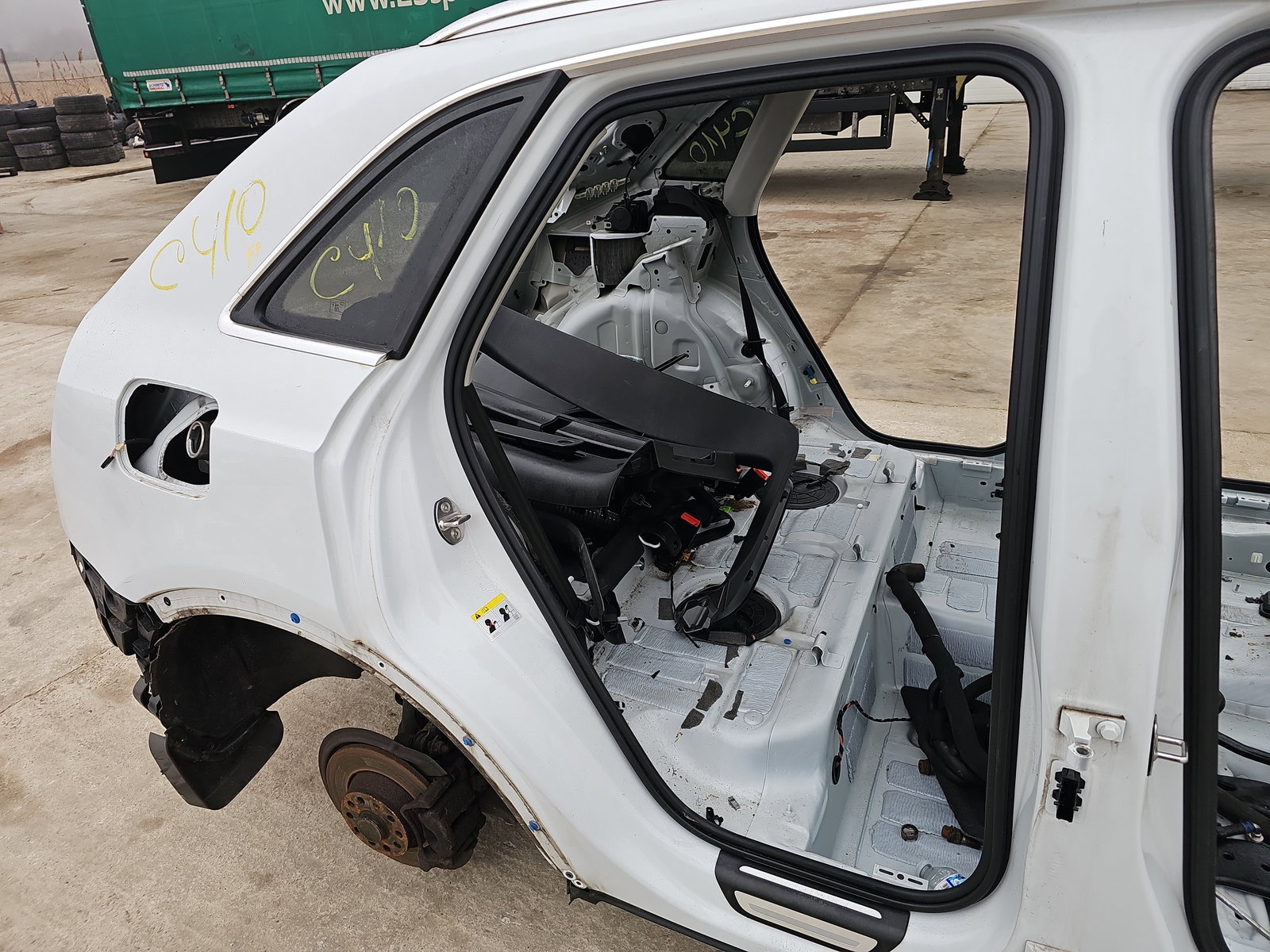 Cheder usa dreapta spate AUDI Q3 (8UB) [Fabr 2011-2018] OEM - imagine 2