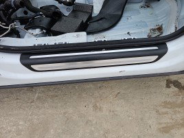 Ornament prag dreapta fata AUDI Q3 (8UB) [Fabr 2011-2018] OEM