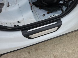 Ornament prag dreapta spate AUDI Q3 (8UB) [Fabr 2011-2018] OEM