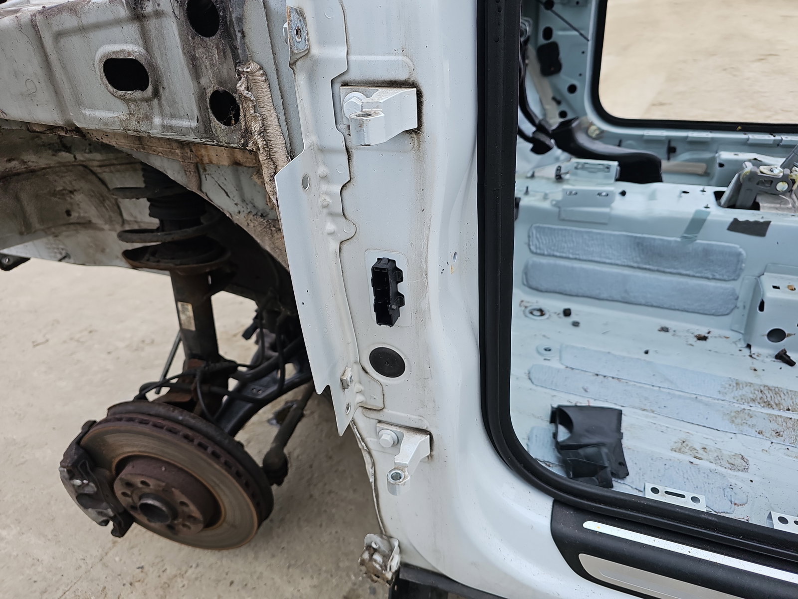 Set balamale usa stanga fata AUDI Q3 (8UB) [Fabr 2011-2018] OEM - imagine 3