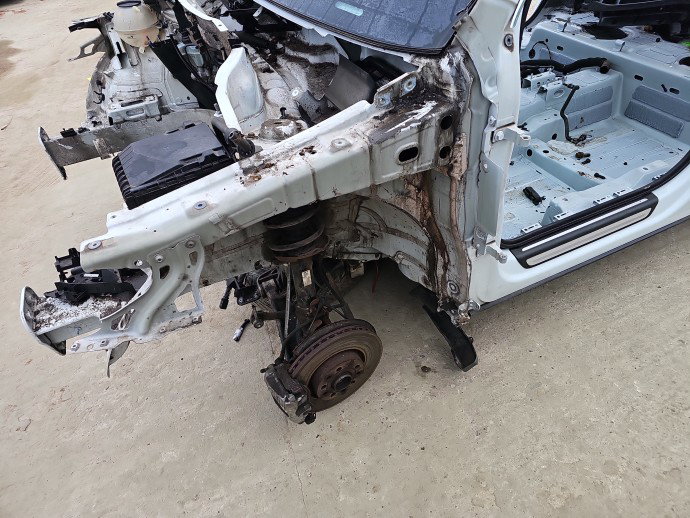 Semi aripa stanga AUDI Q3 (8UB) [Fabr 2011-2018] OEM