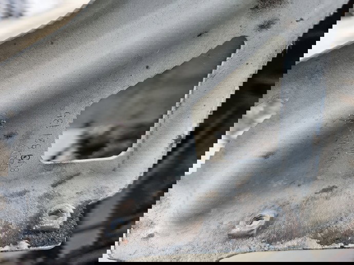 Suport aripa stanga fata AUDI Q3 (8UB) [Fabr 2011-2018] 8U0821135