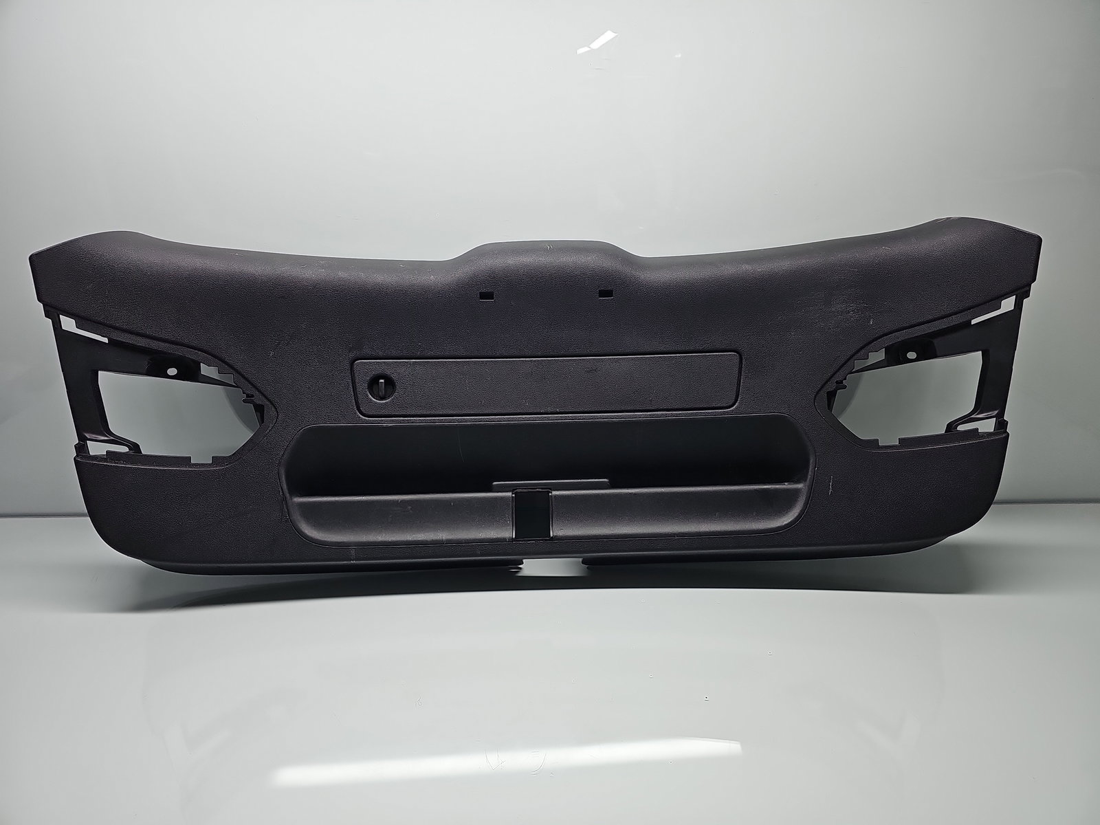 Ornament capota portbagaj AUDI Q3 (8UB) [Fabr 2011-2018] 8U0867979 - imagine 1