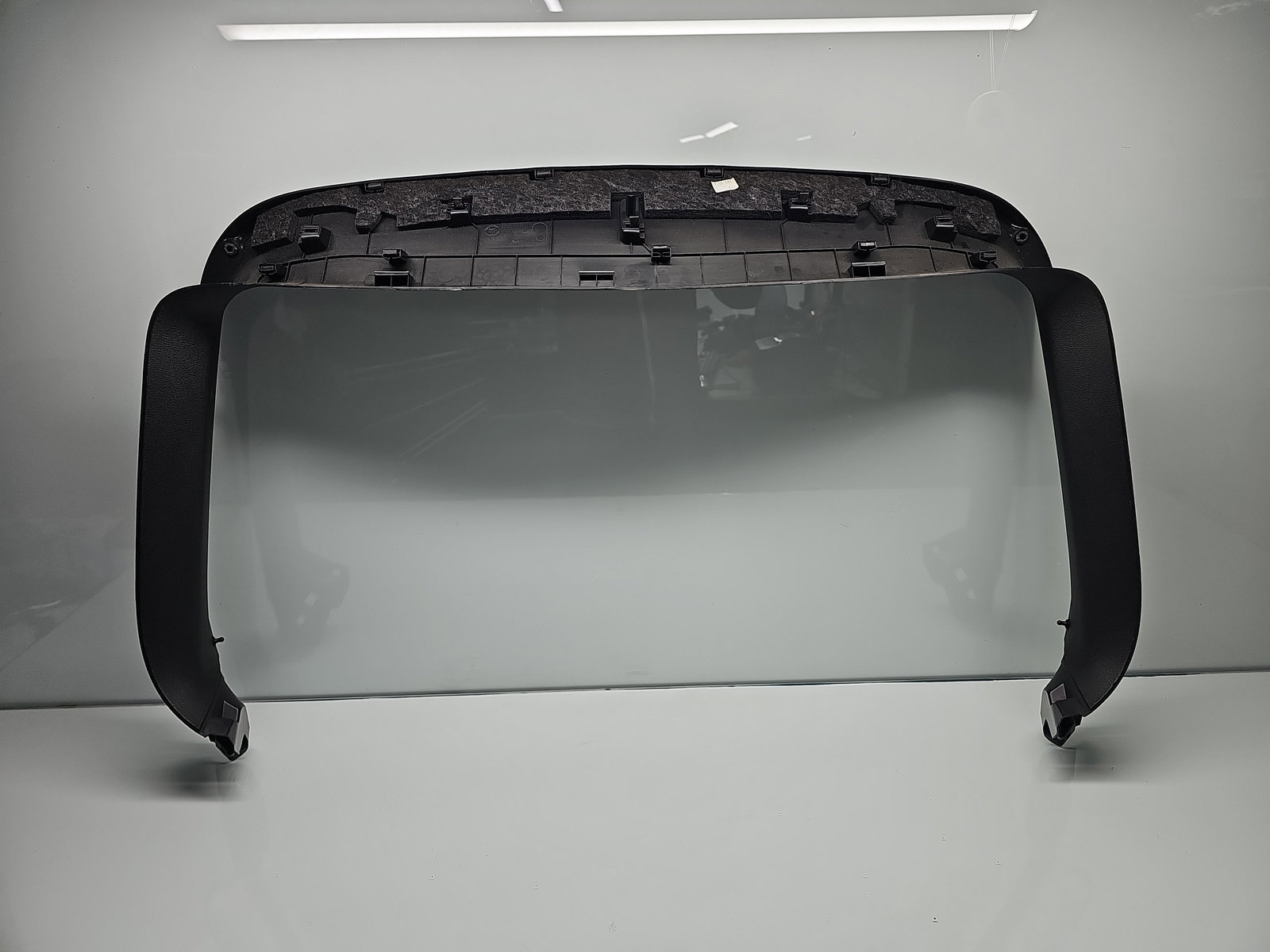 Ornament capota portbagaj AUDI Q3 (8UB) [Fabr 2011-2018] 8U0867973 - imagine 4