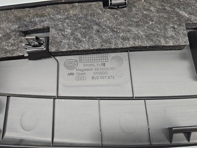 Ornament capota portbagaj AUDI Q3 (8UB) [Fabr 2011-2018] 8U0867973