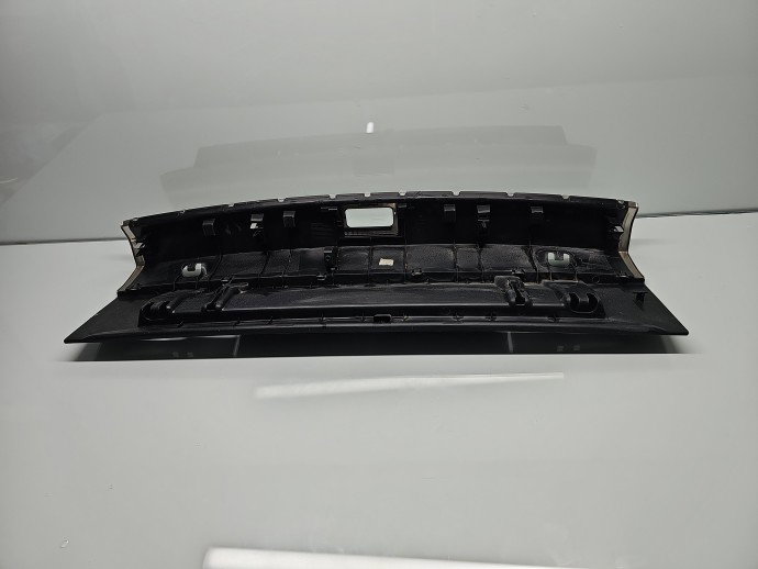 Ornament portbagaj AUDI Q3 (8UB) [Fabr 2011-2018] 8U0864483A