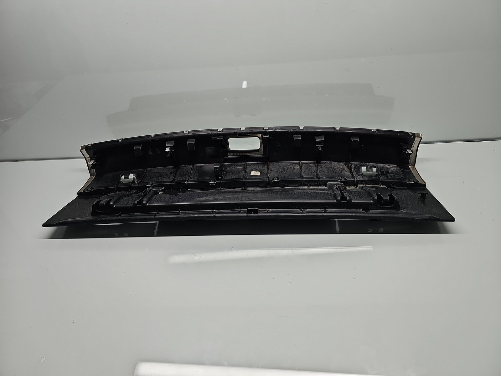 Ornament portbagaj AUDI Q3 (8UB) [Fabr 2011-2018] 8U0864483A - imagine 3