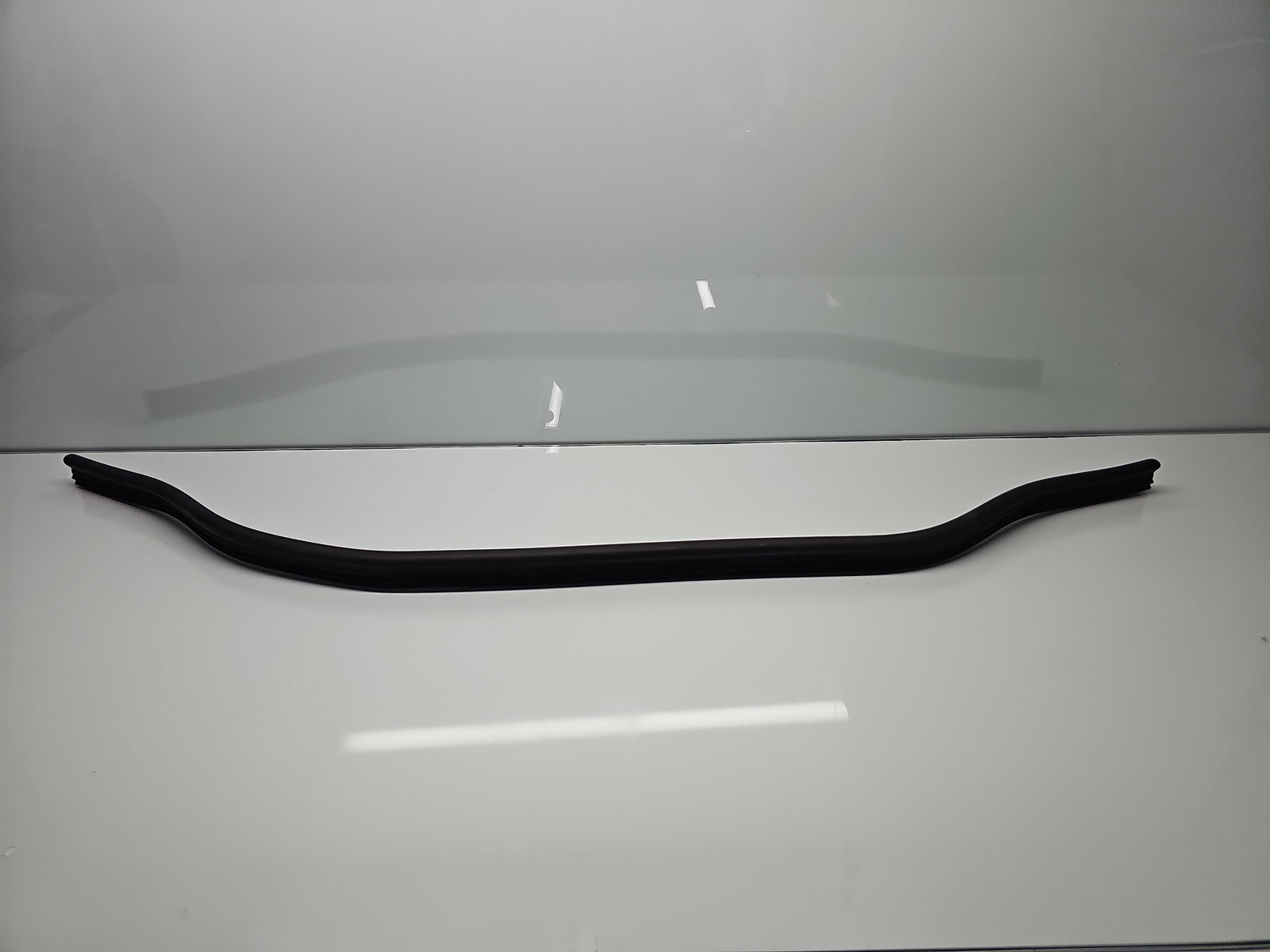 Cheder capota AUDI Q3 (8UB) [Fabr 2011-2018] OEM - imagine 1