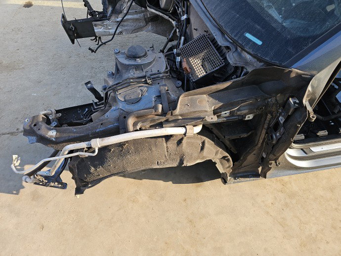 Semi aripa stanga AUDI A4 (8W2, B9) [Fabr 2015-2023] OEM