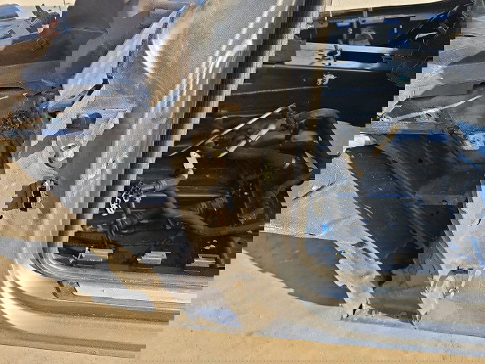 Set balamale usa stanga fata AUDI A4 (8W2, B9) [Fabr 2015-2023] OEM