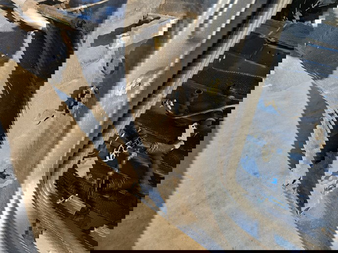 Set balamale usa stanga fata AUDI A4 (8W2, B9) [Fabr 2015-2023] OEM