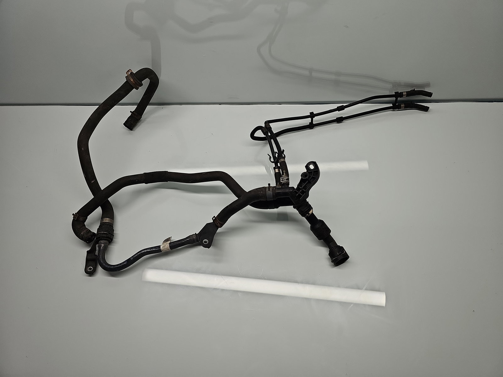 Furtun apa AUDI A4 (8W2, B9) [Fabr 2015-2023] 8W0145670B 2.0 TDI DETA 140KW / 190CP - imagine 3