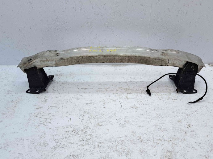 Armatura bara fata Audi A3 Sportback (8PA) [Fabr 2004-2013] 8P0807113B