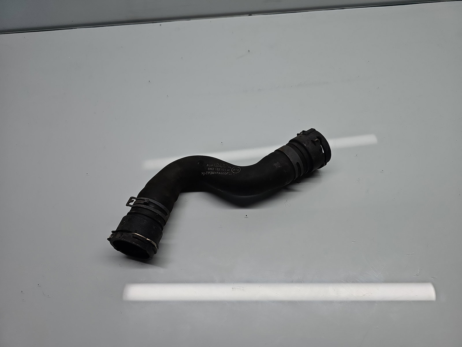 Furtun apa AUDI A4 (8W2, B9) [Fabr 2015-2023] 8W0122101H 2.0 TDI DETA 140KW / 190CP - imagine 1