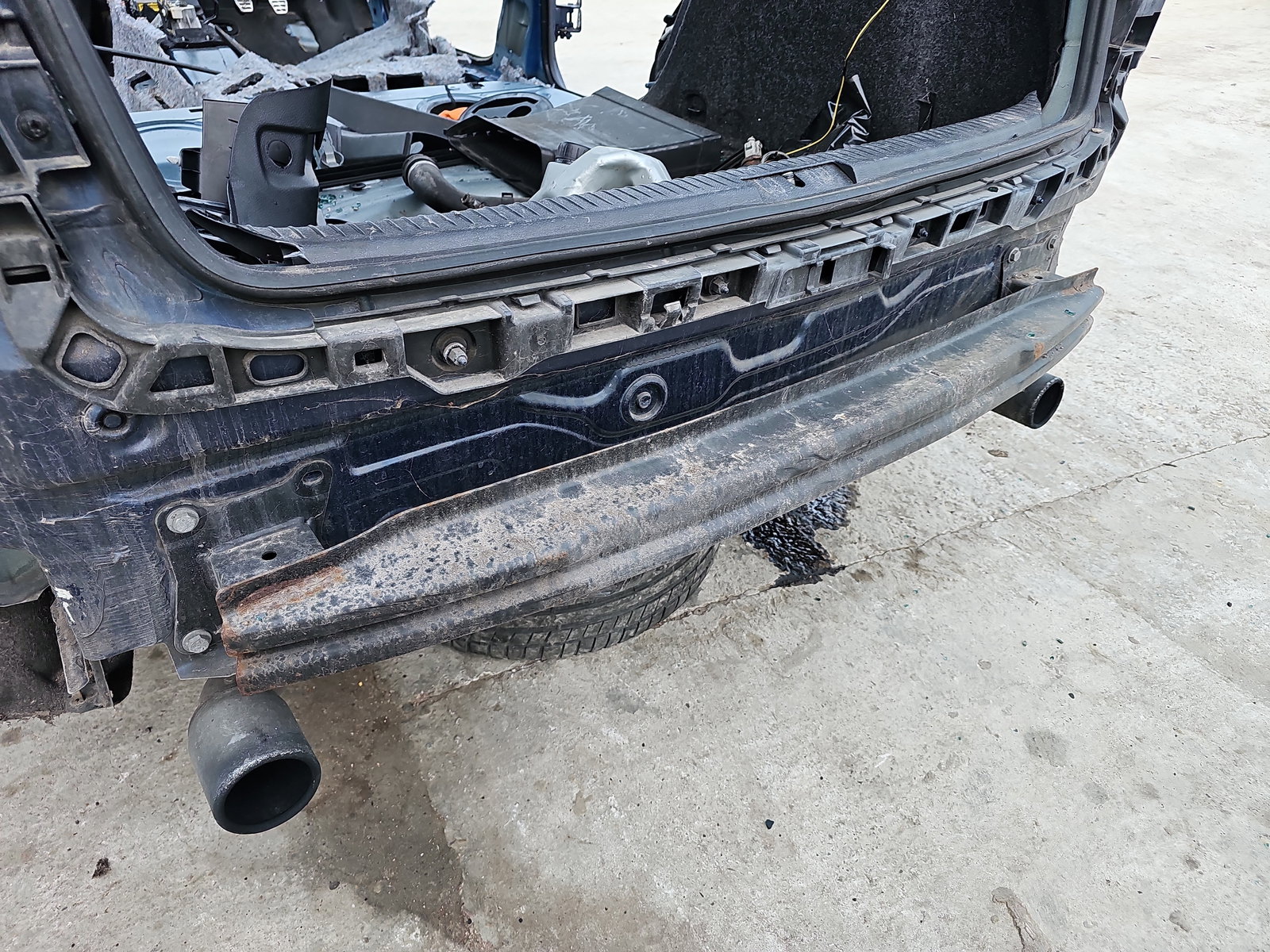 Armatura bara spate Volkswagen Golf 6 (5K1) GTI [Fabr 2009-2013] OEM - imagine 2