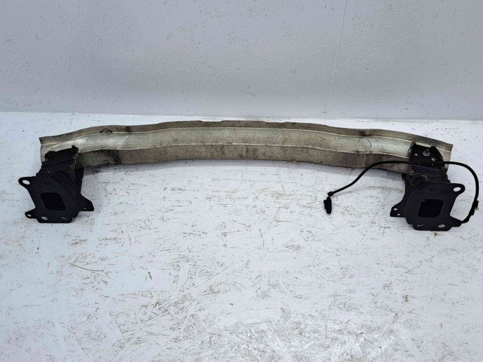Armatura bara fata Audi A3 Sportback (8PA) [Fabr 2004-2013] 8P0807113B