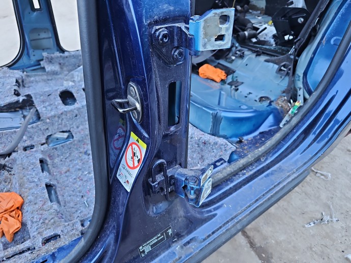 Set balamale usa stanga spate Volkswagen Golf 6 (5K1) GTI [Fabr 2009-2013] OEM