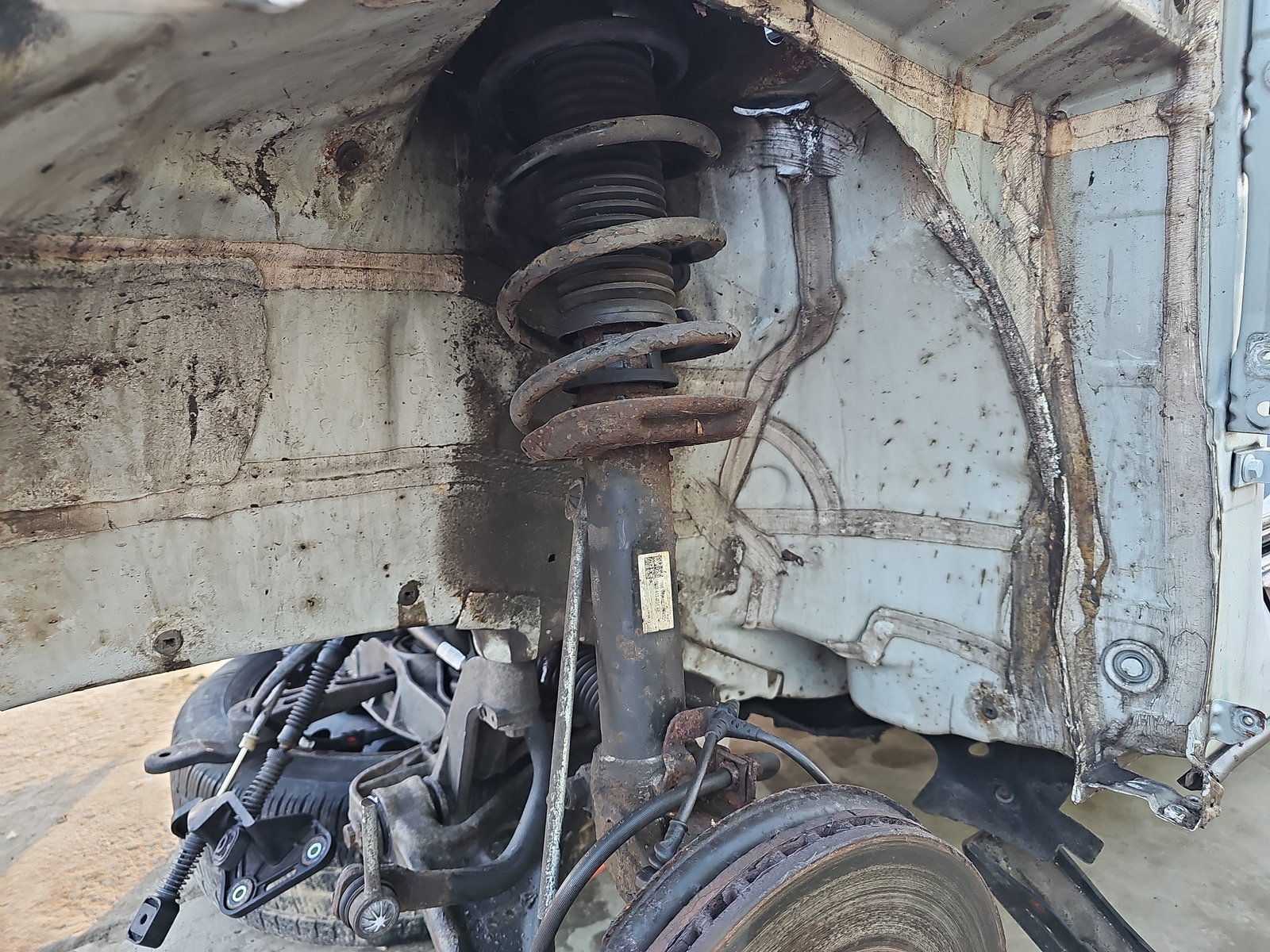 Amortizor stanga fata AUDI Q3 (8UB) [Fabr 2011-2018] 2.0 TDI CFFB 103KW / 140CP - imagine 2