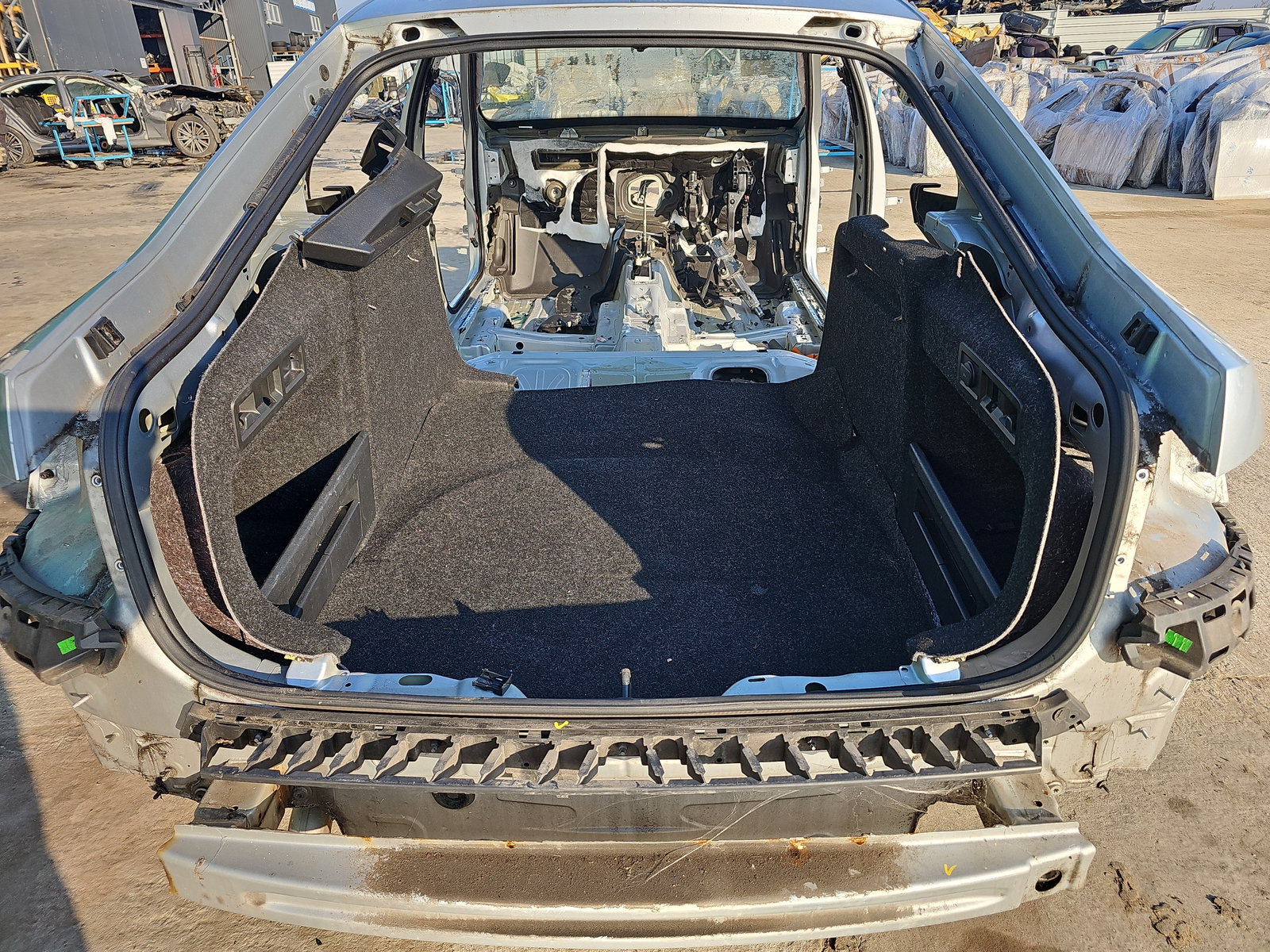 Cheder haion Skoda Superb III (3V3) [Fabr 2015-prezent] OEM - imagine 2