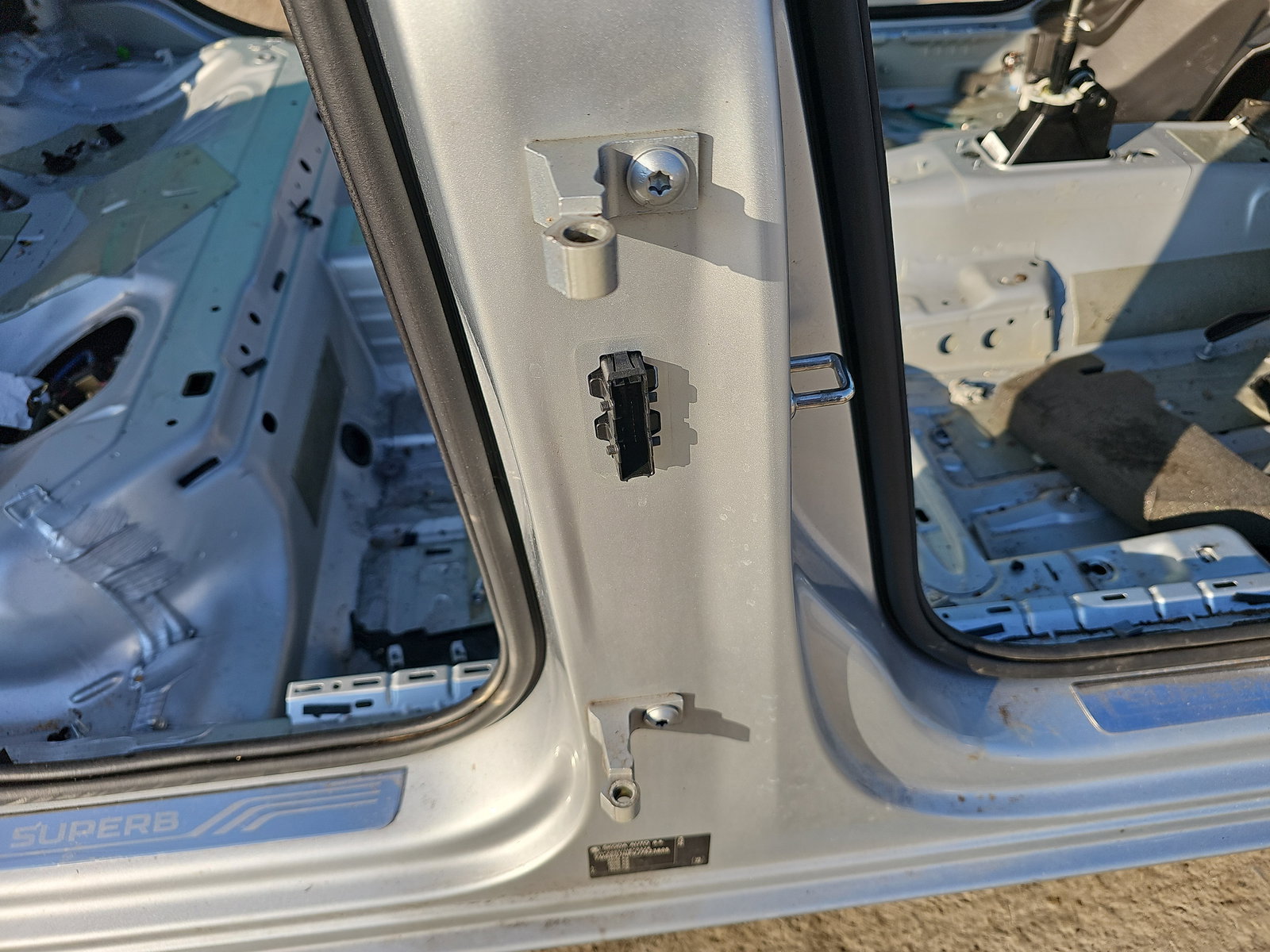 Set balamale usa dreapta spate Skoda Superb III (3V3) [Fabr 2015-prezent] OEM - imagine 3