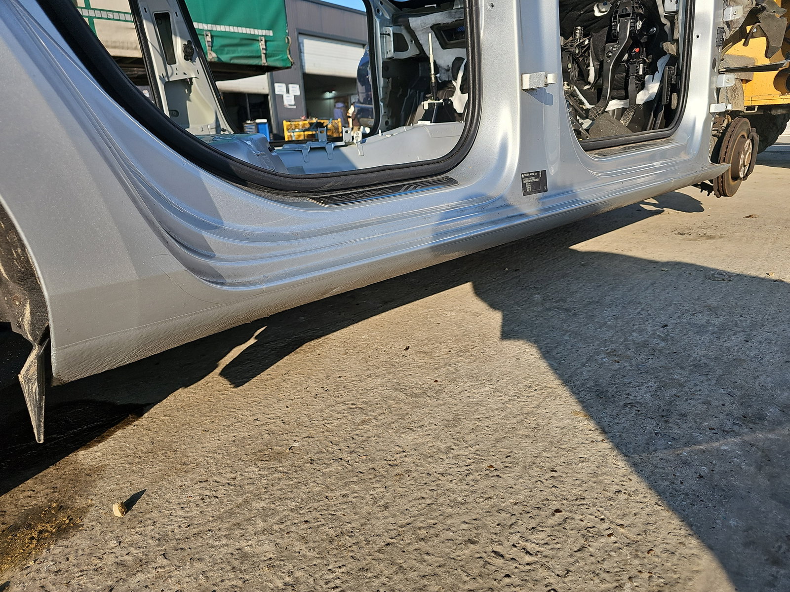 Prag lateral dreapta Skoda Superb III (3V3) [Fabr 2015-prezent] OEM - imagine 3