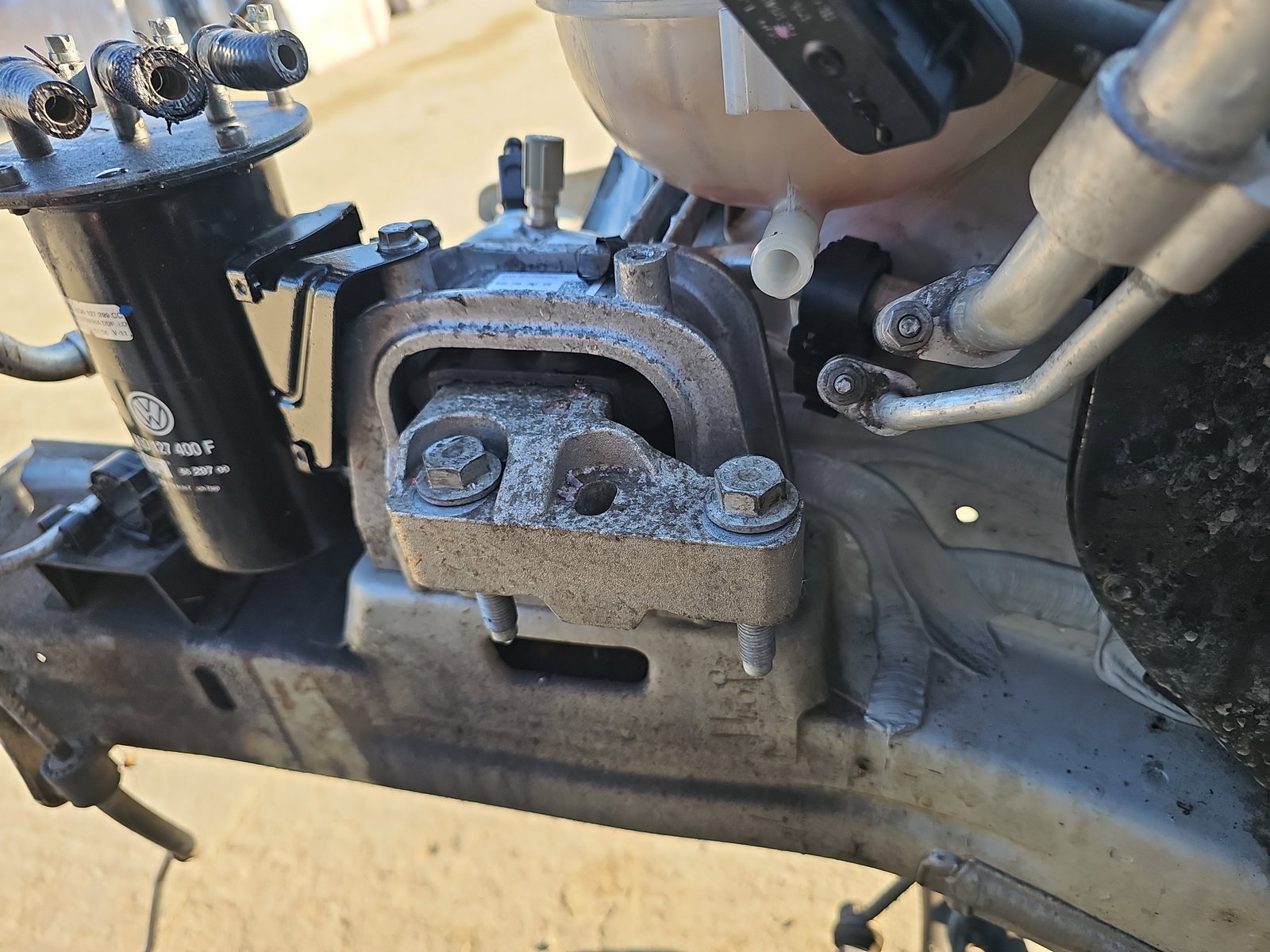 Tampon motor dreapta Skoda Superb III (3V3) [Fabr 2015-prezent] 5Q0199262DE 1.6 TDI DCZA 88KW / 120CP - imagine 3