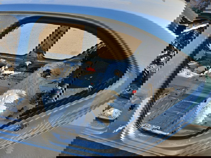 Cheder usa stanga spate Skoda Superb III (3V3) [Fabr 2015-prezent] OEM