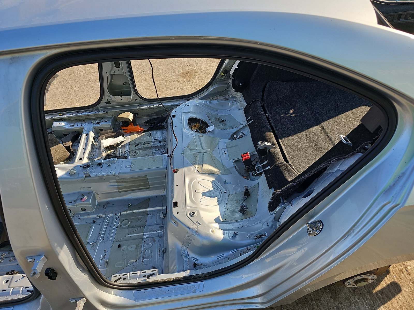 Cheder usa stanga spate Skoda Superb III (3V3) [Fabr 2015-prezent] OEM - imagine 3