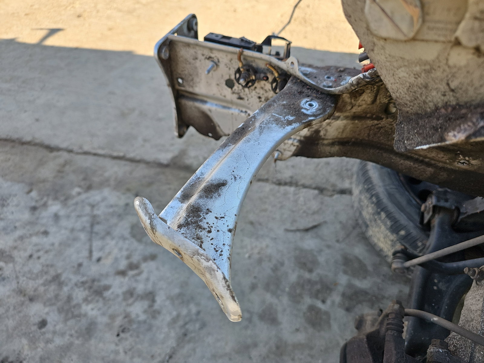 Suport aripa stanga fata Skoda Superb III (3V3) [Fabr 2015-prezent] OEM - imagine 3