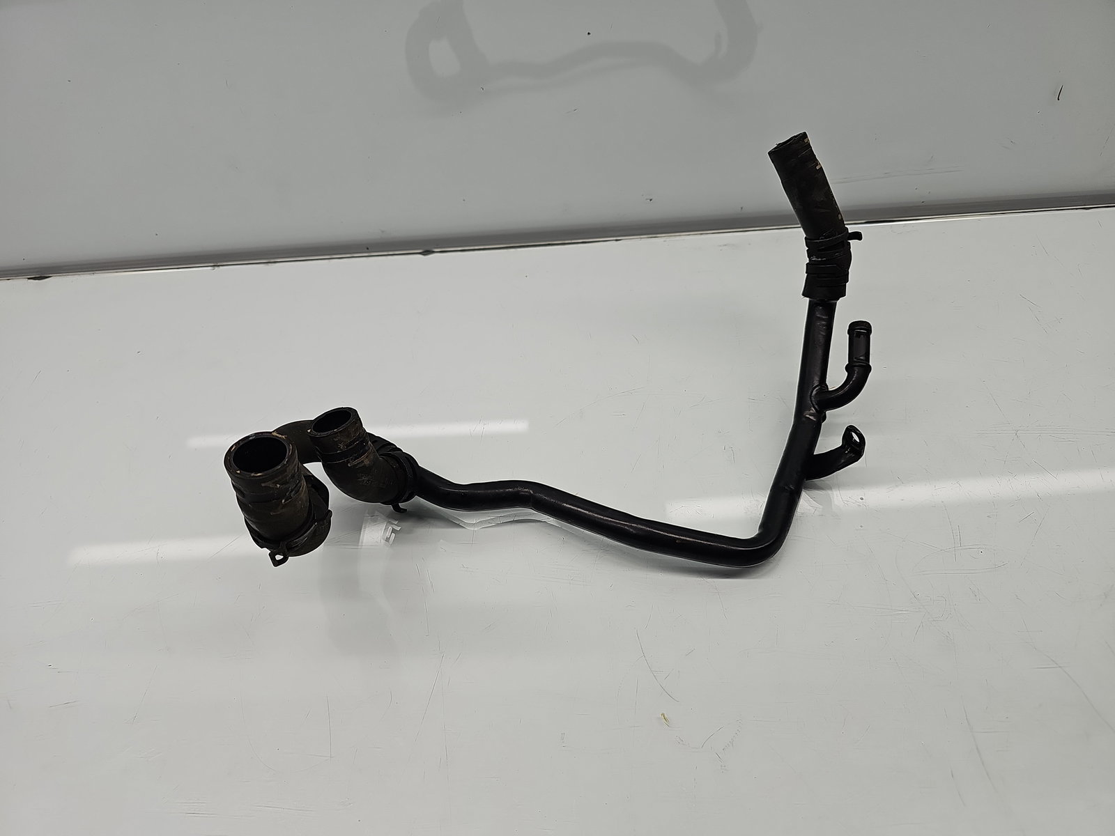 Furtun apa Skoda Superb III (3V3) [Fabr 2015-prezent] 04L121064AQ 1.6 TDI DCZA 88KW / 120CP - imagine 1