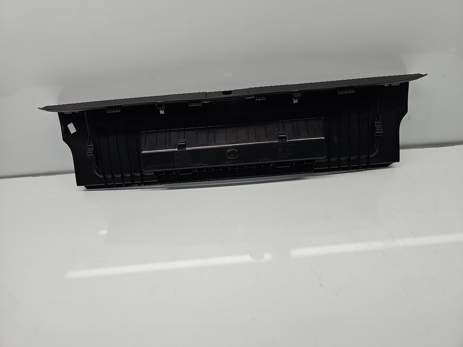 Ornament portbagaj Skoda Superb III (3V3) [Fabr 2015-prezent] 3V5863485/485A - imagine 3