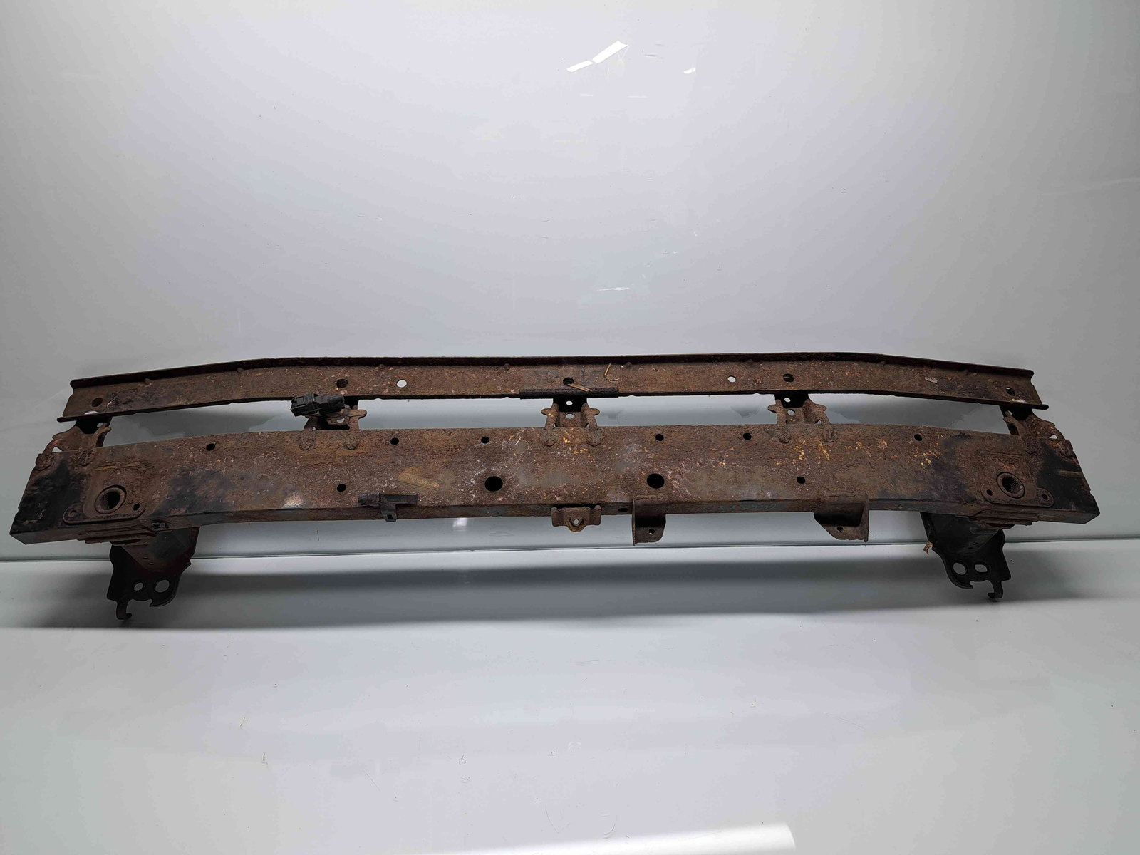 Armatura bara fata Toyota Rav 4 III (ACA3, ACE, ALA3, GSA3, ZSA3) [Fabr 2005-2013] Facelift OEM - imagine 1