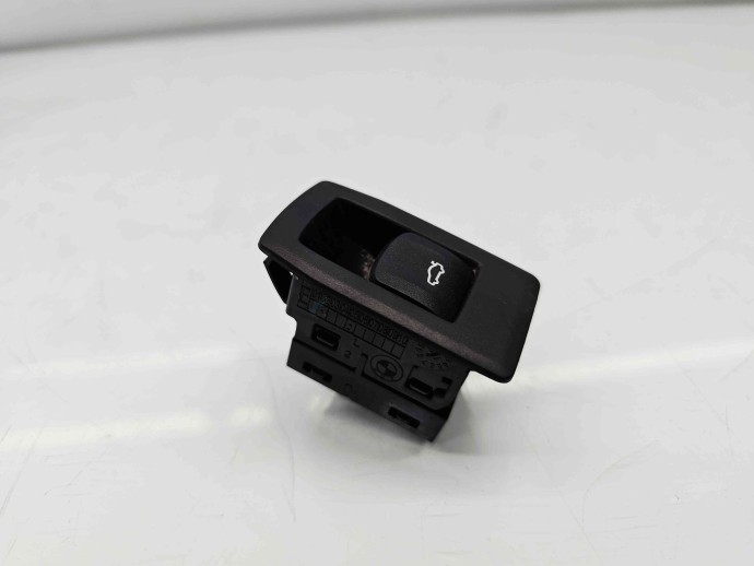  Buton deschidere portbagaj Bmw 3 Saloon (G20) [Fabr 2018-2025] 7948786