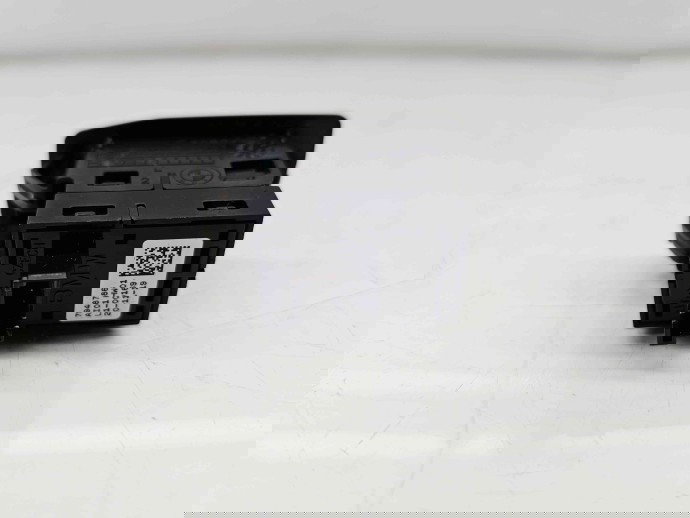  Buton deschidere portbagaj Bmw 3 Saloon (G20) [Fabr 2018-2025] 7948786