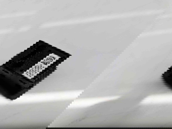  Buton deschidere portbagaj Bmw 3 Saloon (G20) [Fabr 2018-2025] 7948786