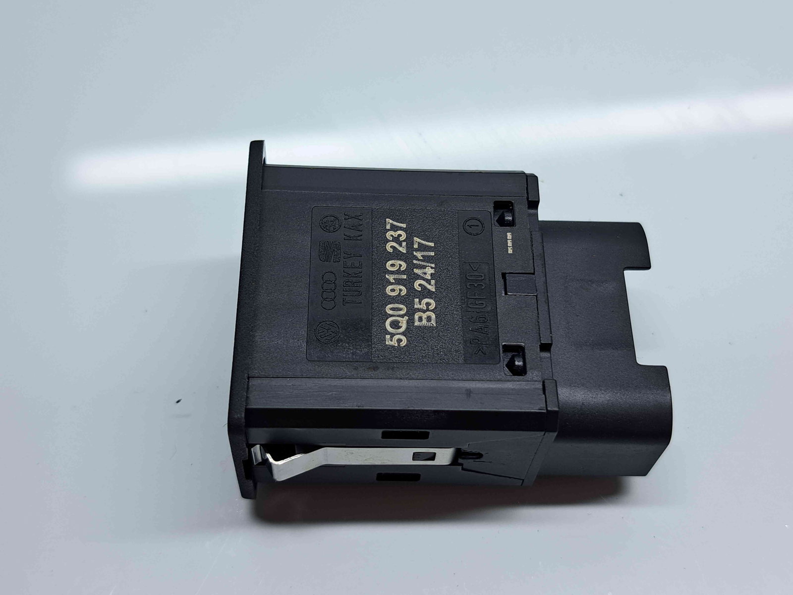 Buton ON/OFF airbag Skoda Superb III (3V3) [Fabr 2015-prezent] 5Q0919237 - imagine 2