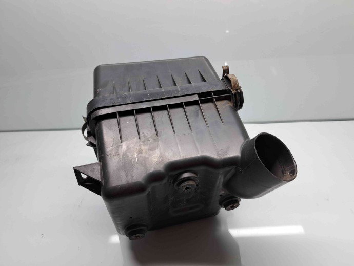 Carcasa filtru aer Toyota Rav 4 III (ACA3, ACE, ALA3, GSA3, ZSA3) [Fabr 2005-2013] Facelift OEM 2.2 2AD-FTV 110KW / 150CP