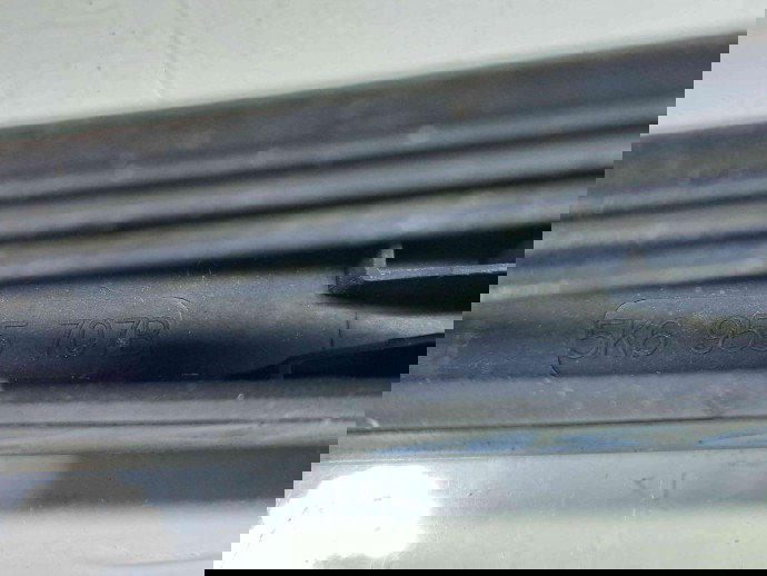  Brat stergator haion Volkswagen Golf 6 (5K1) [Fabr 2009-2013] 5K6955707B