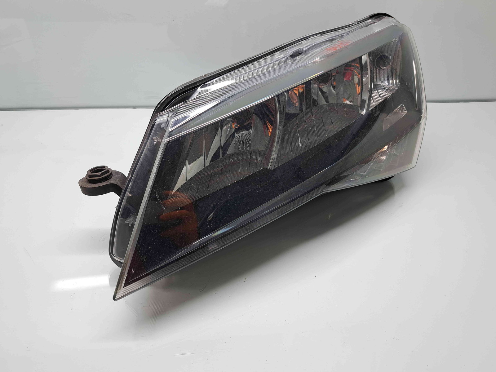 Far stanga Skoda Superb III (3V3) [Fabr 2015-prezent] 3V2941015 - imagine 2