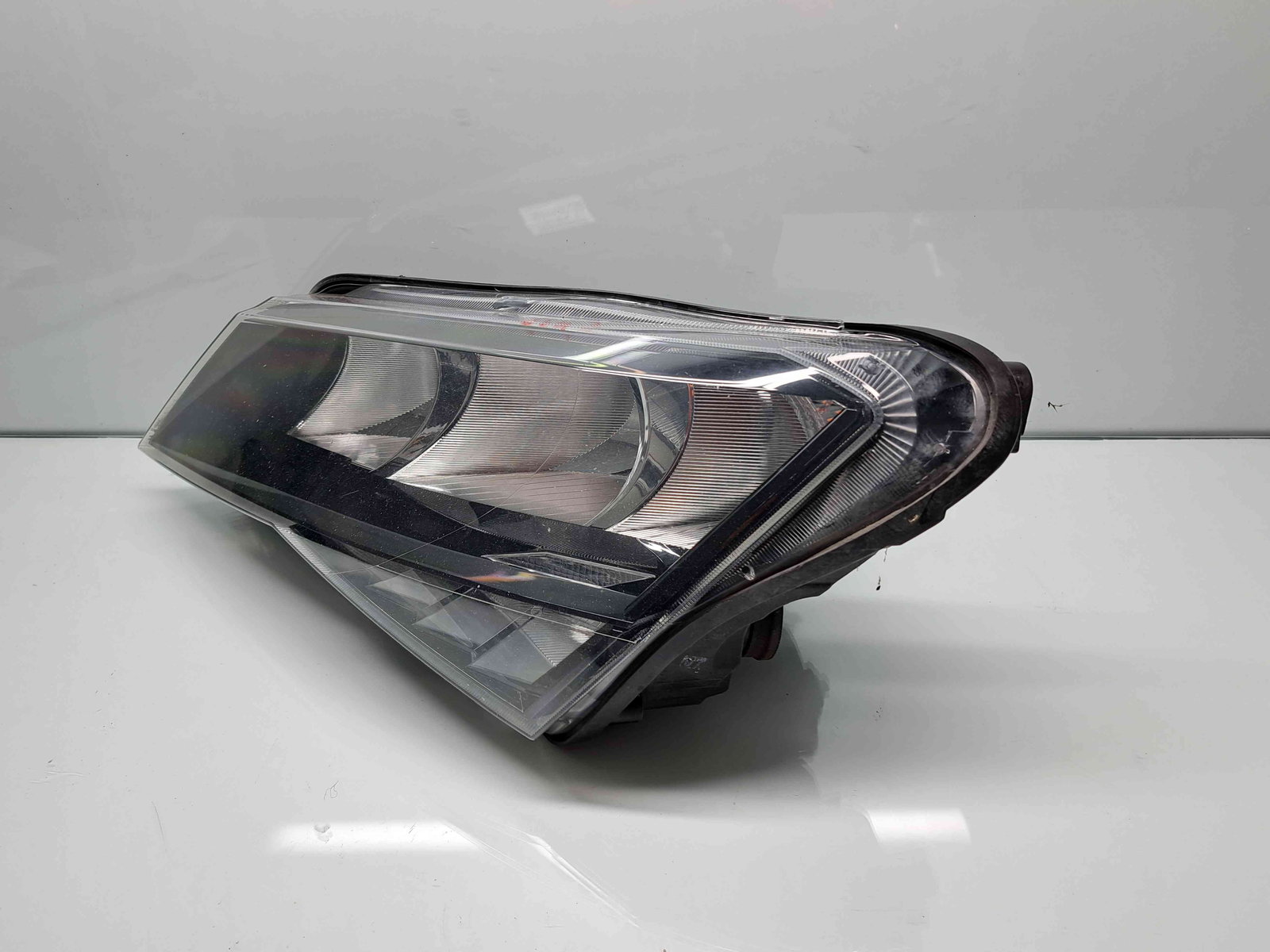 Far stanga Skoda Superb III (3V3) [Fabr 2015-prezent] 3V2941015 - imagine 3